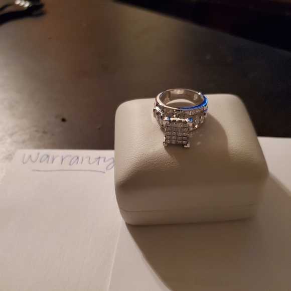 Wedding Band - Picture 2 of 3